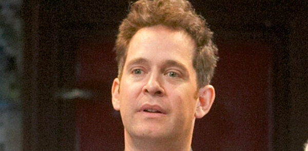 Tom Hollander to play Dylan Thomas in BBC drama