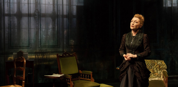 Almeida’s Ghosts to transfer to Trafalgar Studios