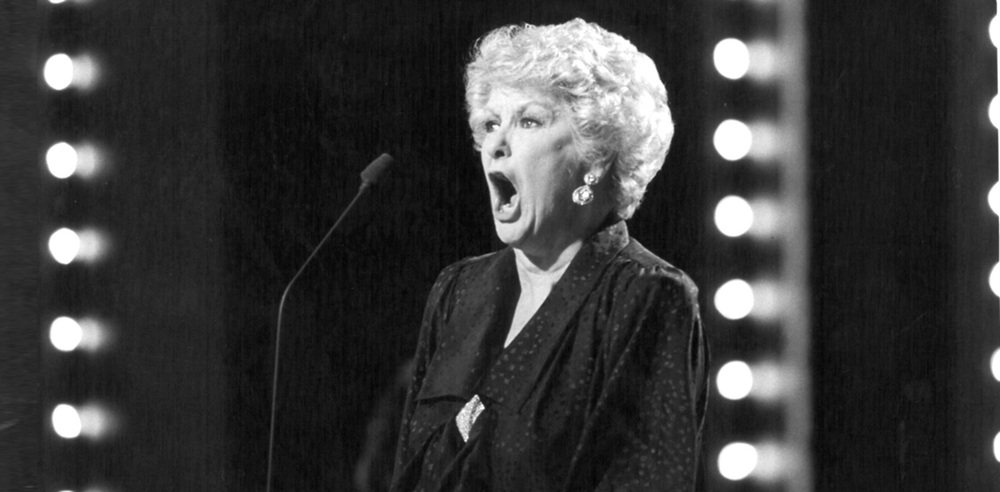 Elaine Stritch in LWT's A Christmas Night of One Hundred Stars at the London Palladium in 1986