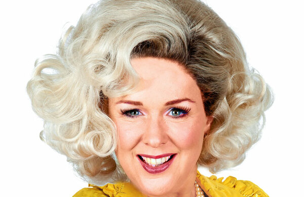 Claire Sweeney and Peter Duncan to star in UK tour of Hairspray
