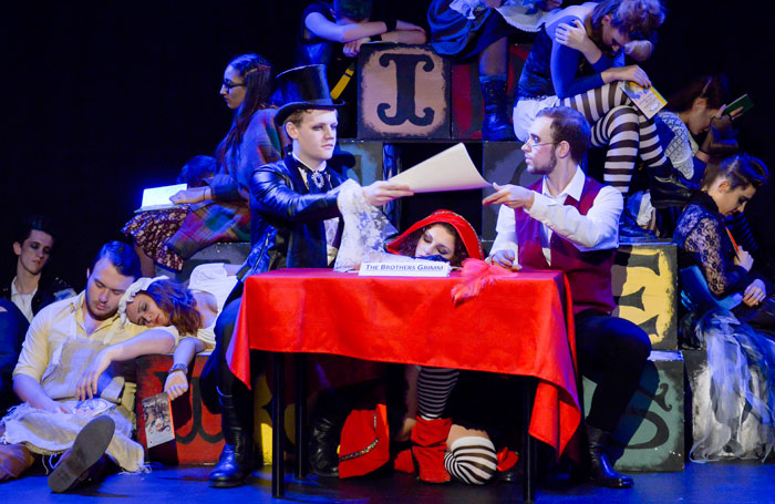 careysheffieldintothewoods0001