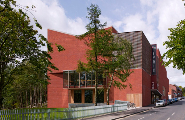 ACNI warns Ulster arts companies of extra cuts