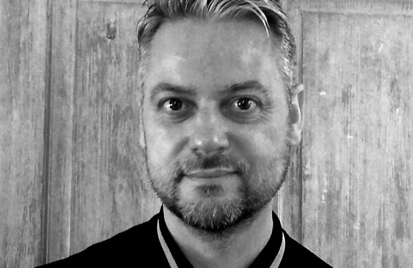 Miss Saigon designer to mentor university fashion students