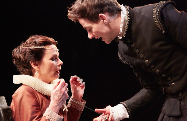 HamletatSTTFPhotobyMarkDouetjp