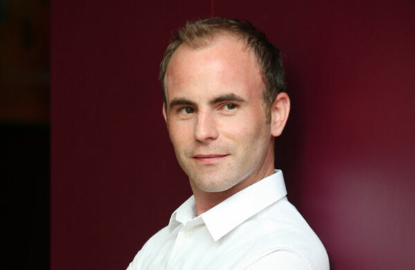 Laurie Sansom to leave National Theatre of Scotland after three years