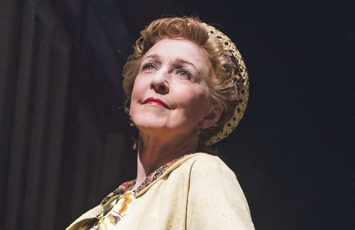 Patricia Hodge Without Rep Actors Have No Blueprint For How To Behave