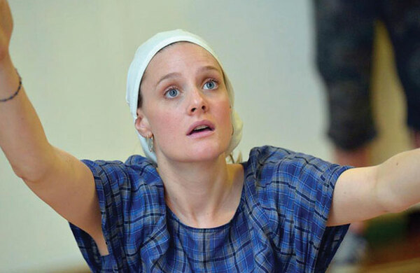 Romola Garai: Theatre's working practices discriminate against parents