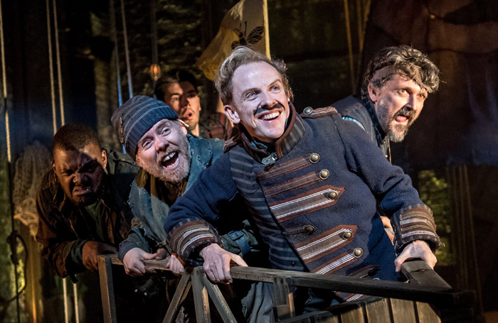 3PeterandtheStarcatcher111Tend