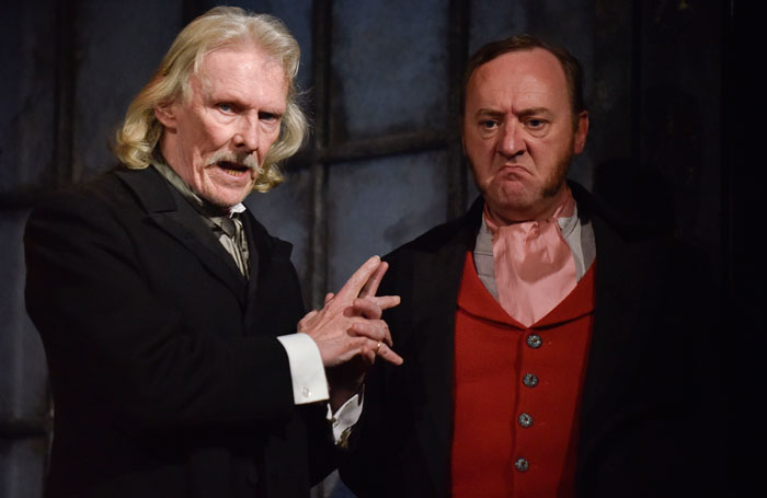 CliffBurnettandWilliamTravisin