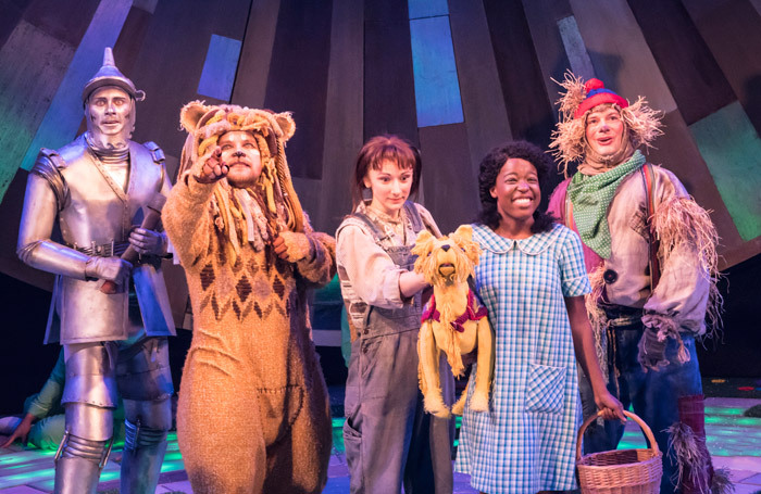 The Wizard of Oz review, Crucible Theatre, Sheffield, 2017