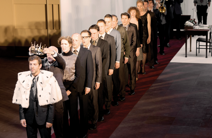 Toneelgroep&rsquo;s Kings of War (2015). Photo: Jan Versweyveld