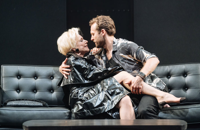 The Country Wife Review Minerva Theatre Chichester 2018 The Country Wife Review Minerva Theatre Chichester 2018
