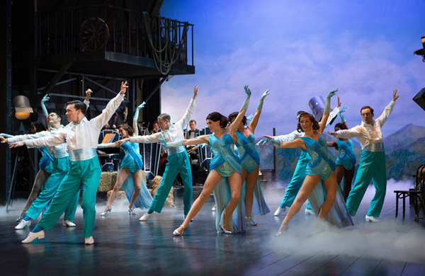 Sundgren Theatre White Christmas 2022 White Christmas To Return For 2022 Tour