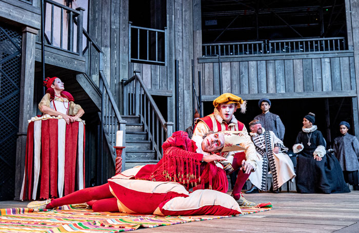 CagHamletDRESSShakespeareRoseY