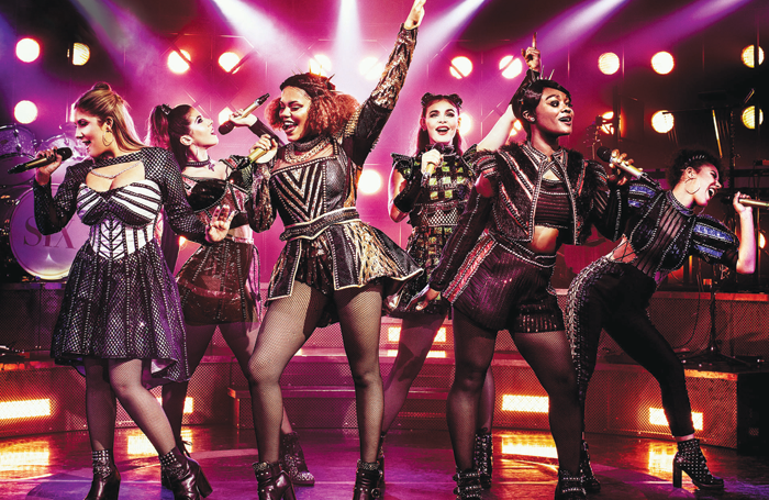 SixnewphotobyIdilSukan01darkpn