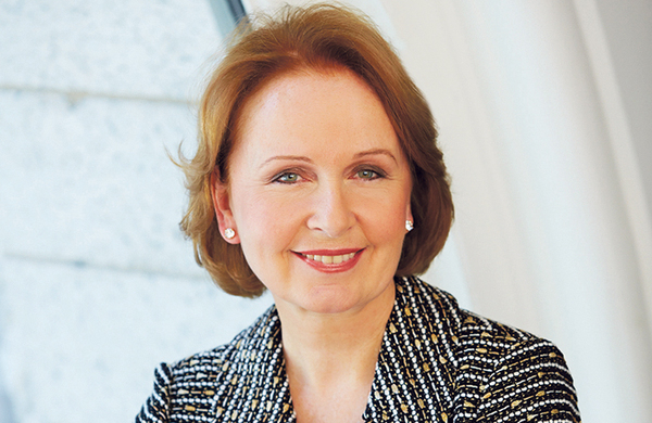 Actor Kate Burton: ‘If you’re the child of an actor, you have to find your own path’