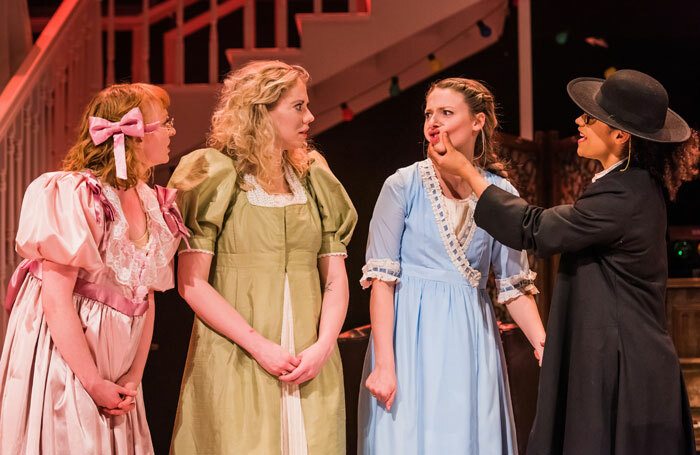 Pride and Prejudice * (* Sort Of) recensione, Bristol Old Vic, Bristol, 2019