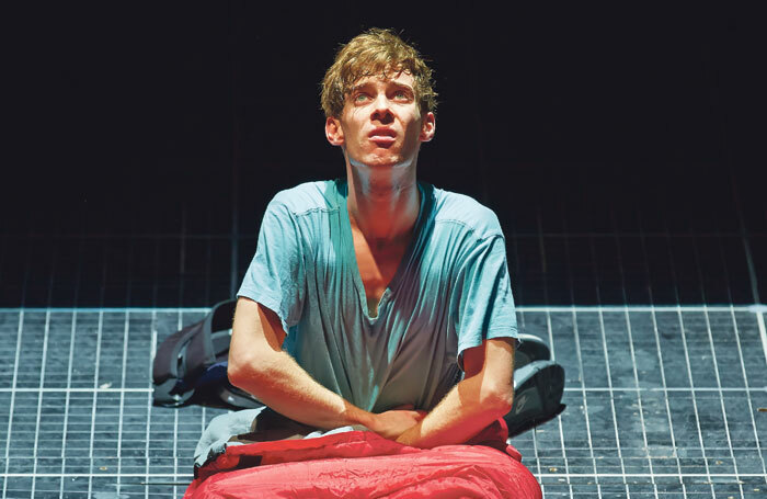 Luke Treadaway in Curious&nbsp;Incident at the Apollo Theatre, London (2017). Photo: Brinkhoff/Mogenburg