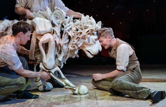 AdamBuchananrightasBertieinTHE