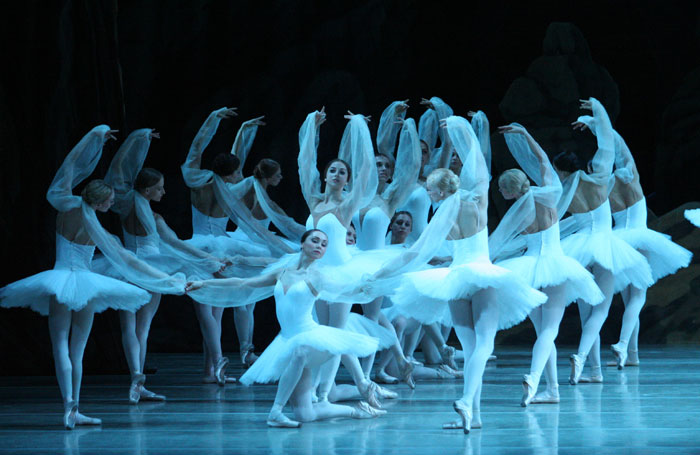 MariinskyBalletLaBayaderePhoto