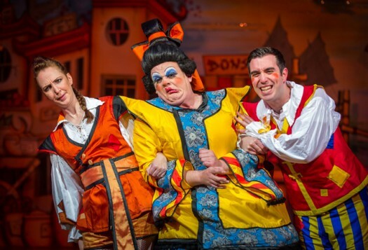 Aladdin review, Queen's Theatre, 2015