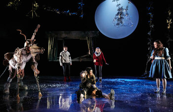 04TheSnowQueenatShermanTheatre