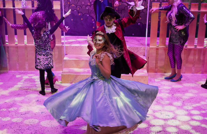 EilidhWeirCinderellaLewisLaude