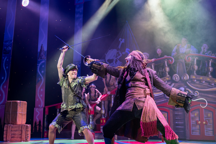 PeterPanandHookFightPhotoWesWe