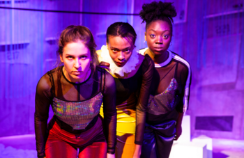 creditVictoriaDoublepng