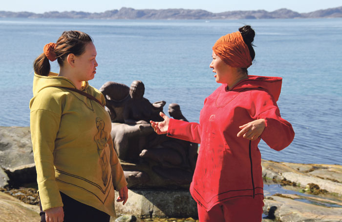 GreenlandTrailsandTalesofNuukF