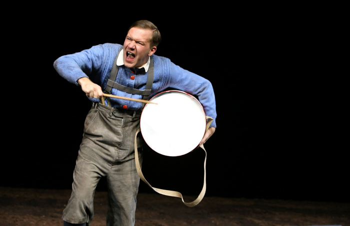 TheTinDrum3NicoHolonicsPhotoBi