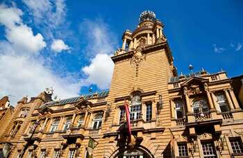 ENO makes face coverings compulsory at London Coliseum