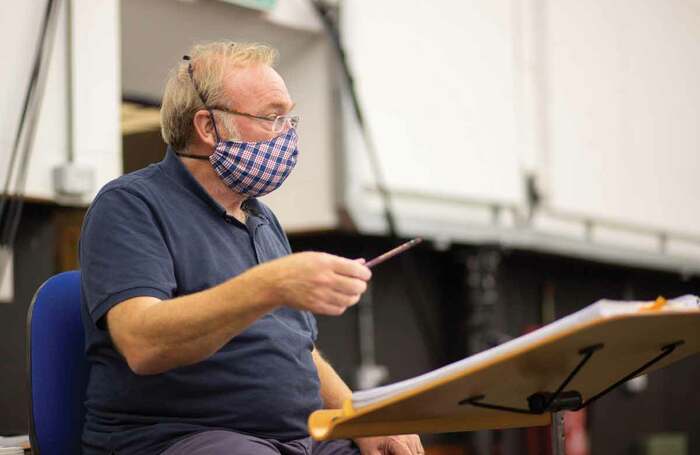 Martyn Brabbins, conducting in rehearsals. Photo: Pablo Strong