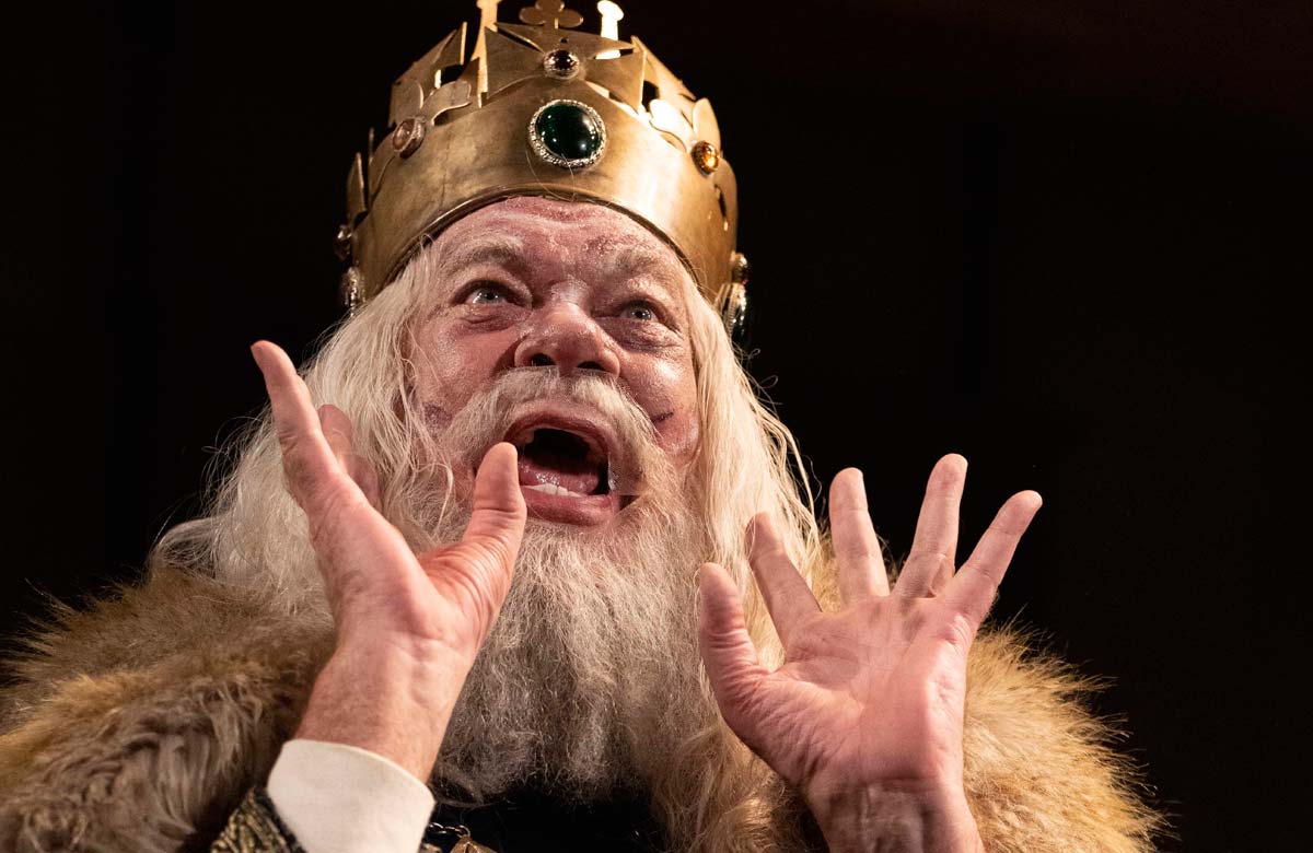 Review The Dresser at Theatre Royal Bath 'Julian Clary and Matthew