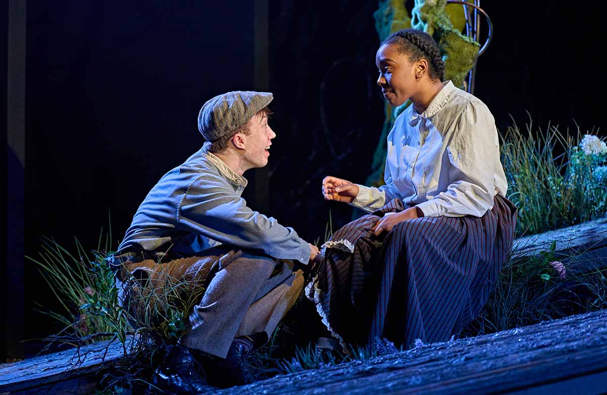 Private Peaceful Review At Nottingham Playhouse By Michael Morpurgo Private Peaceful Review At Nottingham Playhouse By Michael Morpurgo