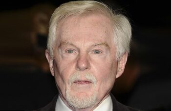 Derek Jacobi: I won't appear on stage again – my last performance terrified me