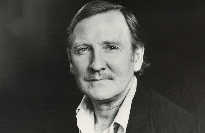 Obituary: Leslie Phillips