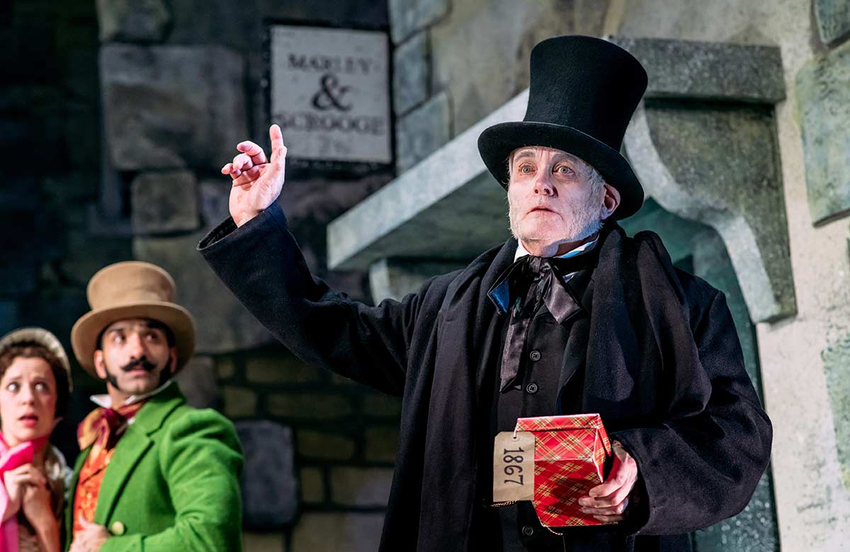 An Edinburgh Christmas Carol review at the Royal Lyceum Theatre