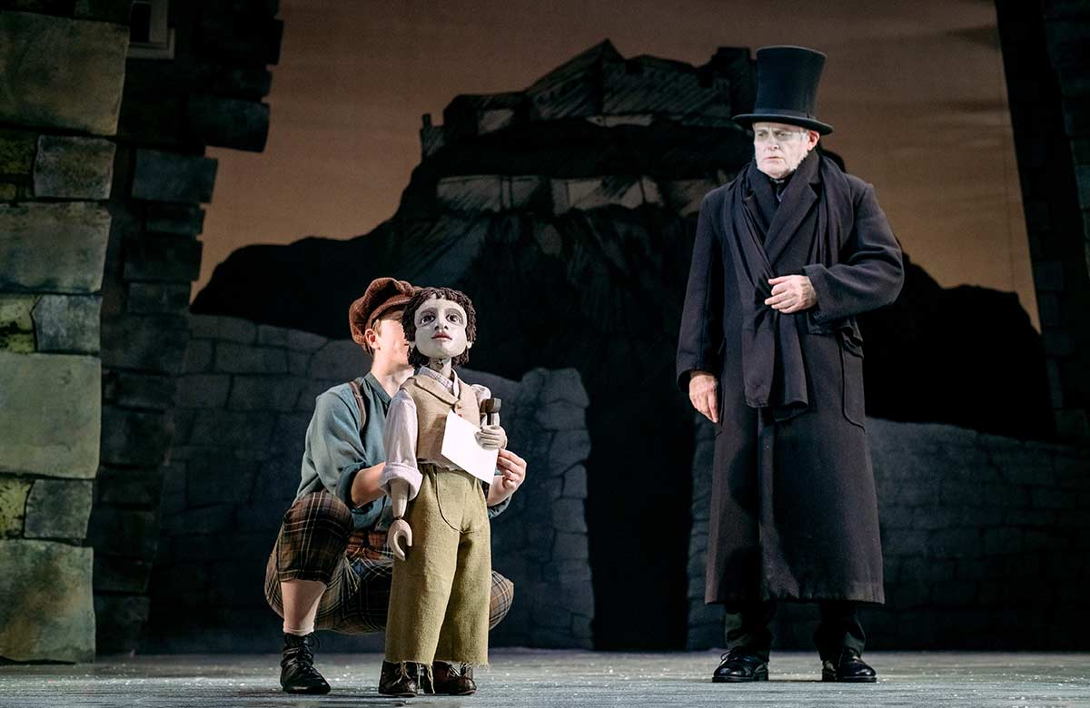 An Edinburgh Christmas Carol review at the Royal Lyceum Theatre