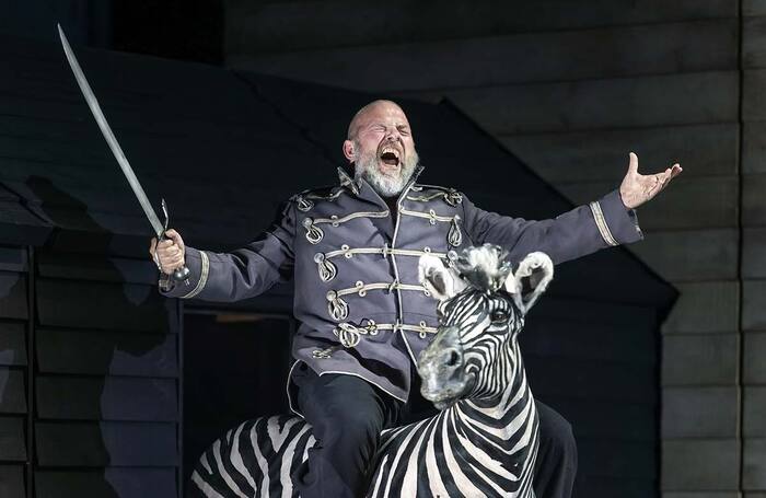Robert Murray in Mitridate, re di Ponto at Garsington Opera. Photo: Craig Fuller