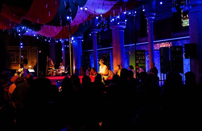 Olive Jar performance at the Grand Junction in London. Photo: Ellie Kurttz