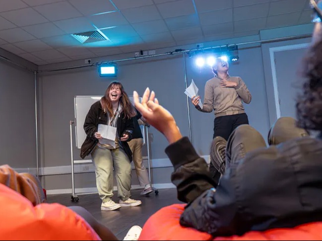 crop_Course-Featured-BA-Acting-for-Screen-Leeds-MetFilm-School.webp