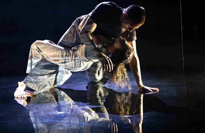 Laurel Dalley Smith and Seirian Griffiths in Echo and Narcissus at Ustinov Studio, Bath. Photo: Foteini Christofilopoulou