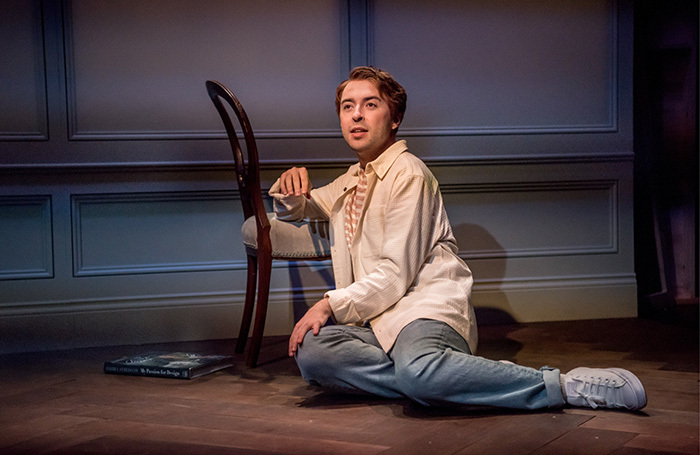 Rob Madge in Buyer & Cellar at King&rsquo;s Head Theatre, London. Photo: Genevieve Girling