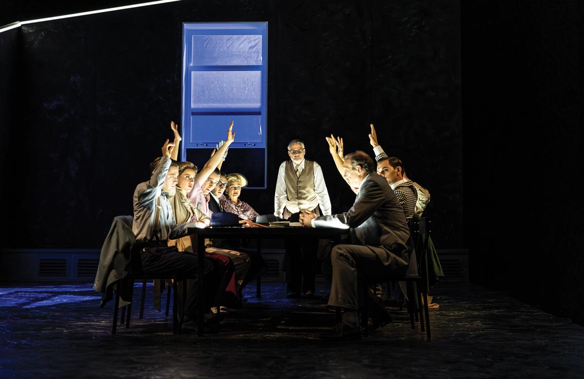 The cast of End of a Trial at the Staatstheater in Meiningen, Germany. Photo: Christina Iberl The cast of End of a Trial at the Staatstheater in Meiningen, Germany. Photo: Christina Iberl