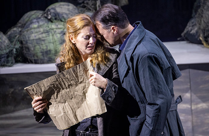 Layla Claire as Senta and Edgaras Montvidas in The Flying Dutchman at the Grand Theatre, Leeds, Photo: James Glossop Layla Claire as Senta and Edgaras Montvidas in The Flying Dutchman at the Grand Theatre, Leeds, Photo: James Glossop
