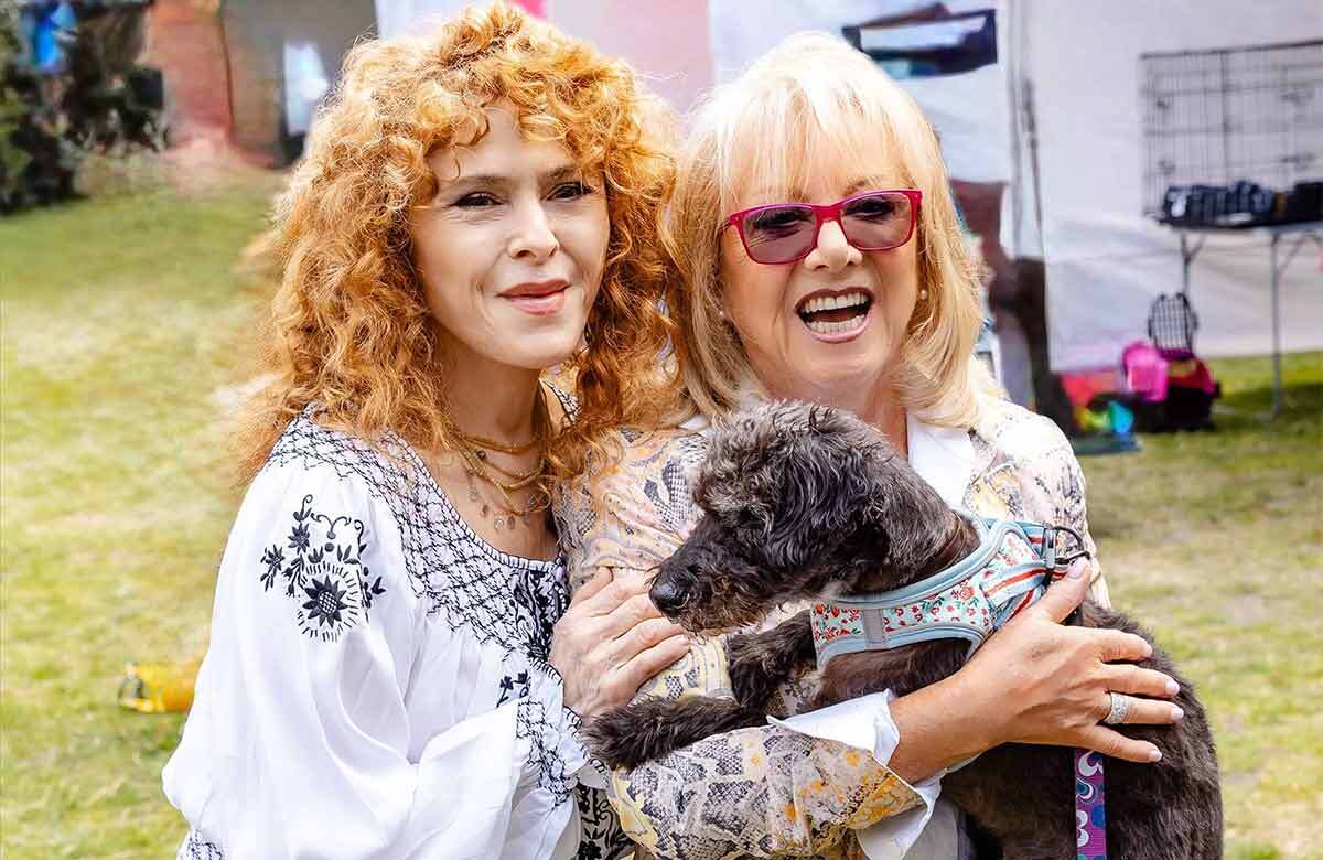 Bernadette Peters and Elaine Paige presenting West End Woofs 2024. Photo: Danny Kaan