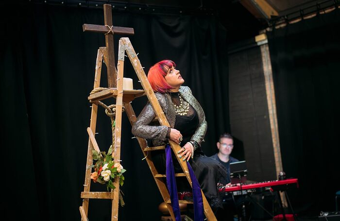 Michelle Burke and James Ross in Mind How You Go at Zoo Southside, Edinburgh. Photo: Mihaela Bodlovic