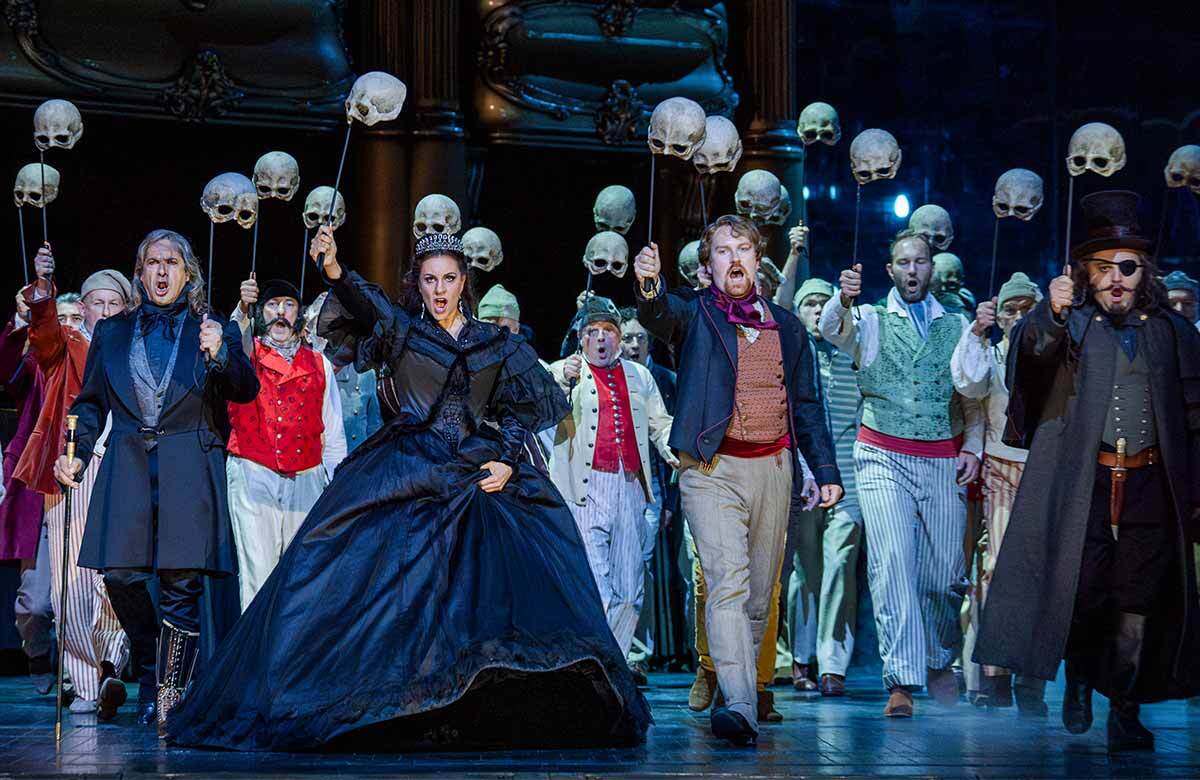 The cast of The Sicilian Vespers at the Royal Opera House, London. Photo: Tristram Kenton