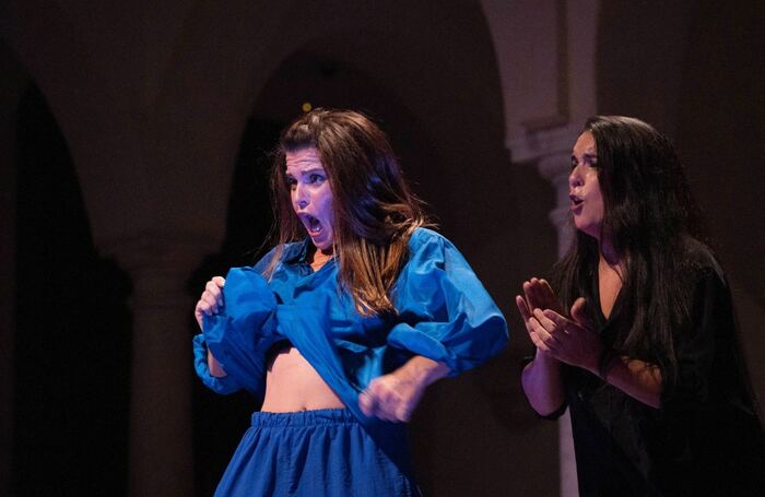 María del Mar Suárez/La Chachi and Lola Dolores in Random Taranto at the Barbican Pit, London. Photo: Yolanda Montiel María del Mar Suárez/La Chachi and Lola Dolores in Random Taranto at the Barbican Pit, London. Photo: Yolanda Montiel